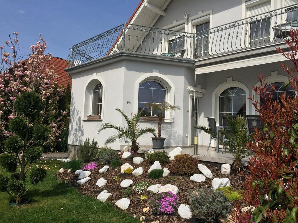Judit Vendégház Buk Exterior foto